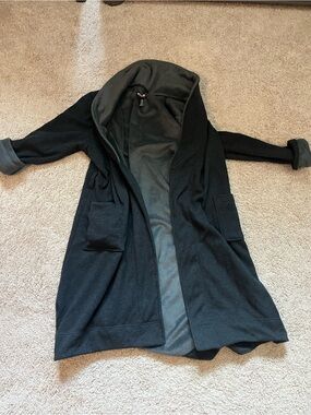 Kirklands Women's Black Hooded Fleece Robe with Gray Lining